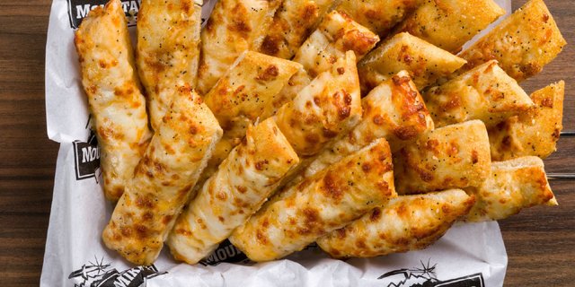 Garlic Sticks With Cheese