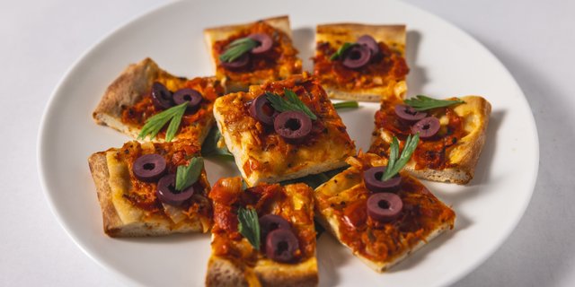 Pissaladière Squares