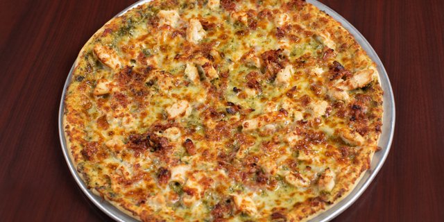 Chicken Alfredo Pizza