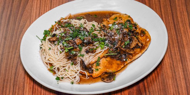 Chicken Marsala Tray