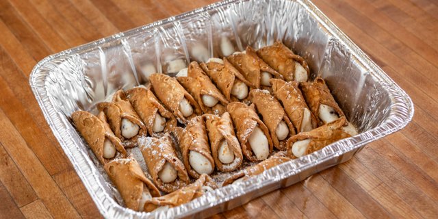 Homemade Cannoli
