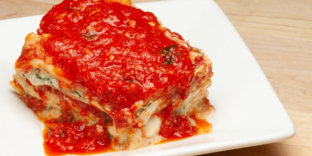 Group Lasagna w/ Marinara Sauce