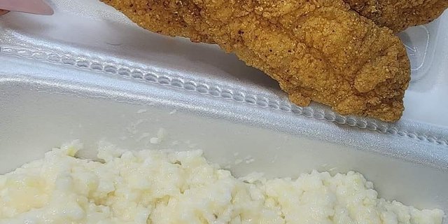 Fish & Grits