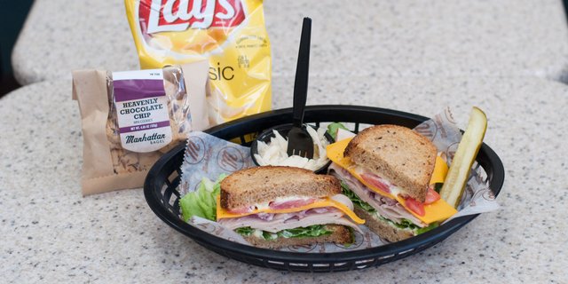 Turkey & Cheddar Sandwich Boxed Lunch