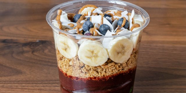 Almond Açaí Bowl