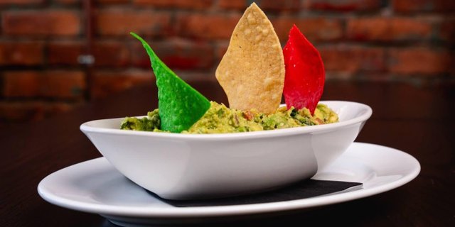 Traditional Fresh Guacamole