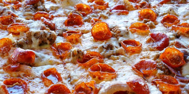 Pig Smiley Pizza
