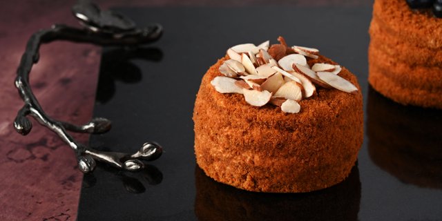 Honey Cake