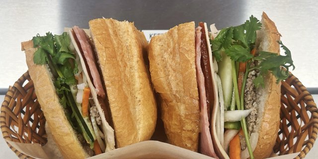 Combo Banh Mi