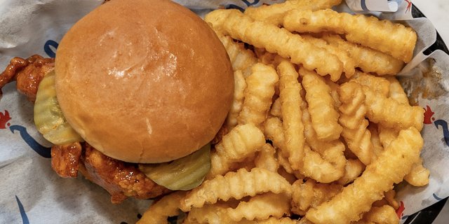 Chicken Sandwich Meal Boxed Lunch