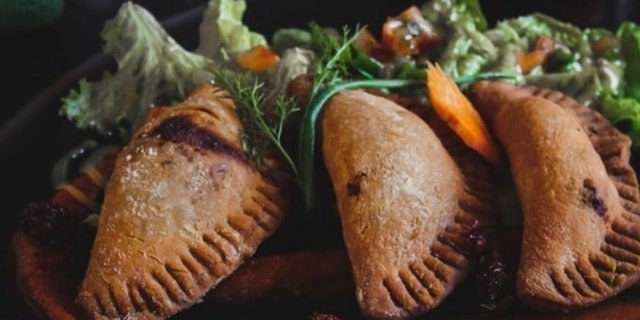 Meat Sambousek