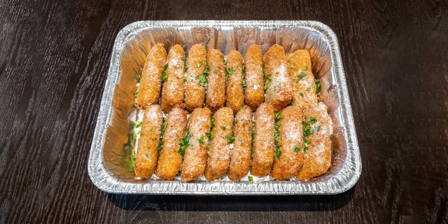 Fried Mozzarella Tray