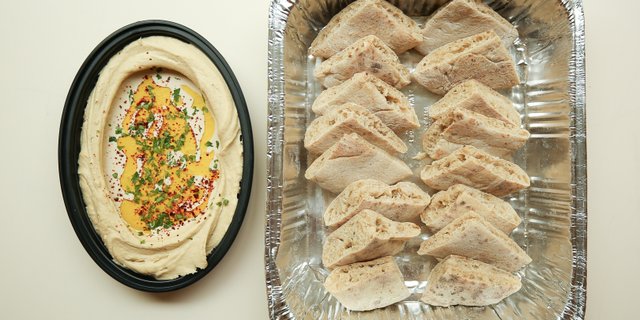 Classic Tahini Hummus