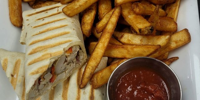 Pulled Chicken Wrap
