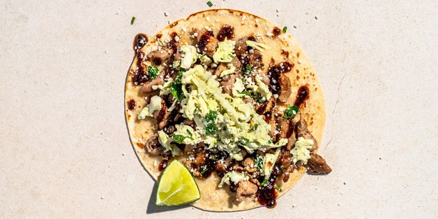 Rocoto Spiced Chicken Taco