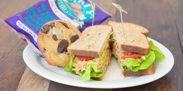 Sandwich & Chips Boxed Lunch
