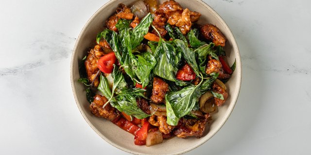 Thai Crispy Chicken Basil