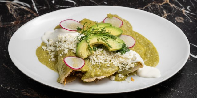Chicken Enchiladas Verdes