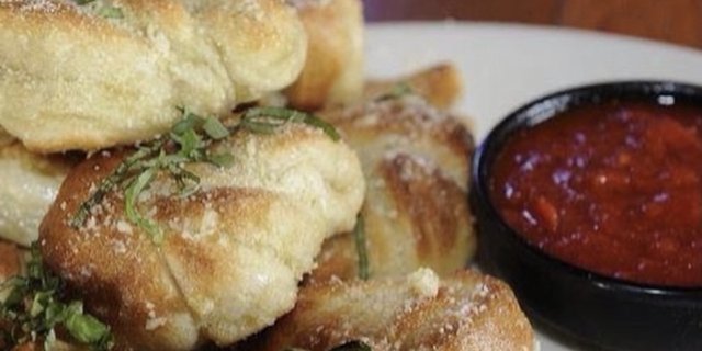 Garlic Knots