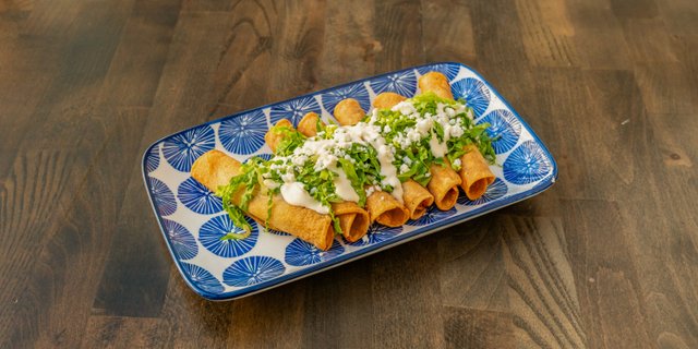 6 Taquitos