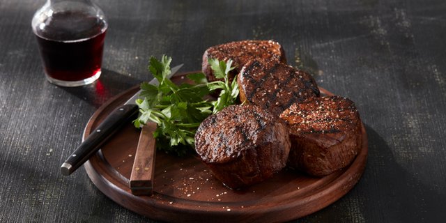 6 oz Center-Cut Filet Mignon Package