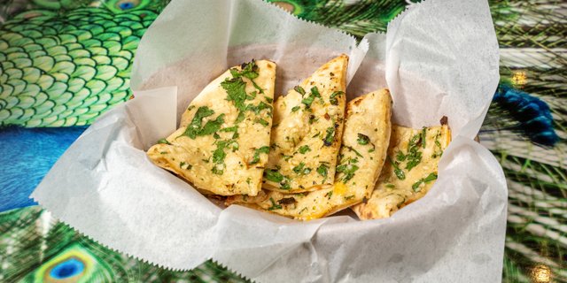 Cheese Naan