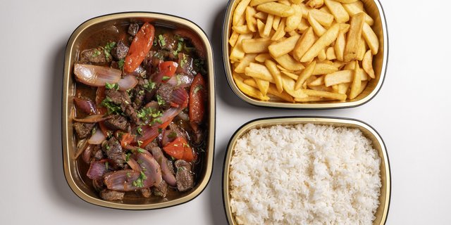 Saltado w/ Tenderloin Platter