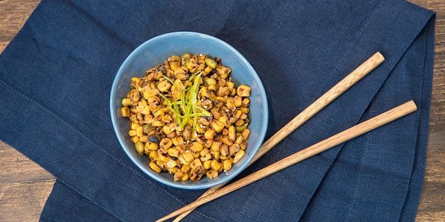 Roasted Corn & Edamame Tray