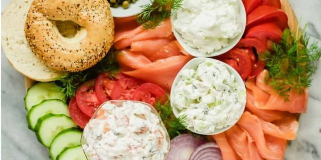 Good Morning Bagel Street Special Lox Tray