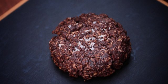 Chocolate Salty Oat Cookie