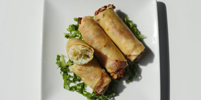Mediterranean Cheese Rolls
