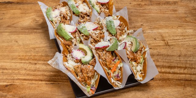 Pulled Organic Chicken Verde Taco Tray
