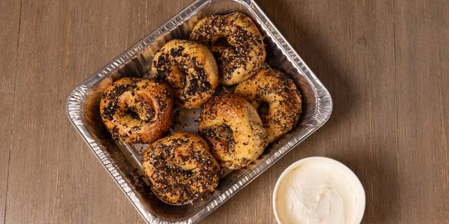 Everything Bagels & Cream Cheese
