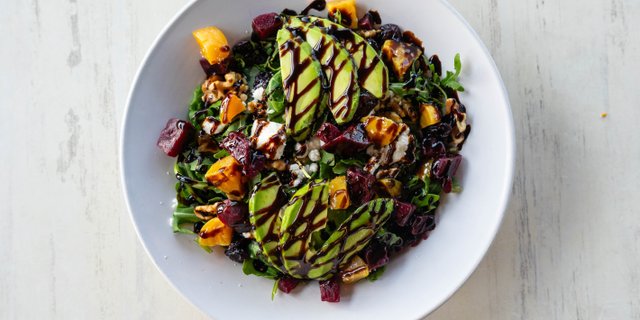 Beet & Goat Arugula Salad