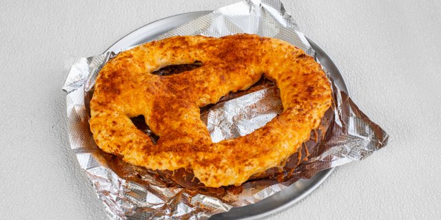 Crab Pretzel