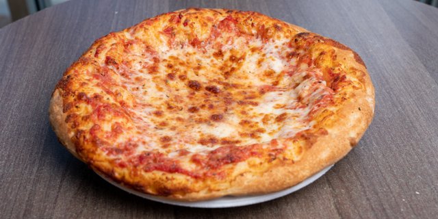Cheese & Tomato Sauce Pizza