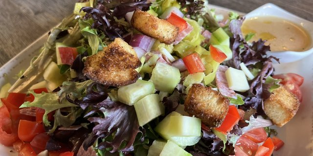 Mediterranean Salad