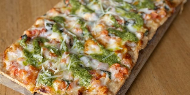 Margherita Flatbread
