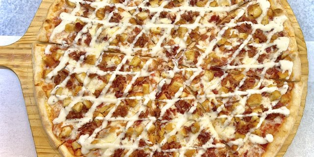 Chicken, Bacon & Ranch Pizza