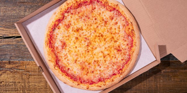 Cauliflower Cheese Pizza