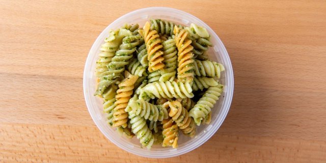Simple Pesto Pasta Salad
