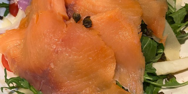 Smoked Salmon & Arugula Salad