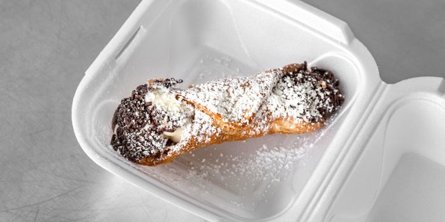Dozen Cannoli