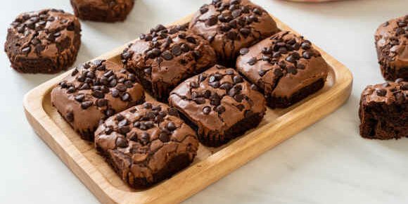 Chocolate Chip Brownie Tray
