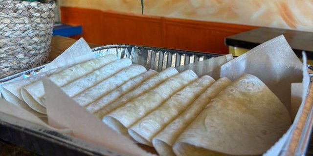 10 Flour Tortillas