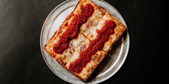 The Original Pepperoni Pizza