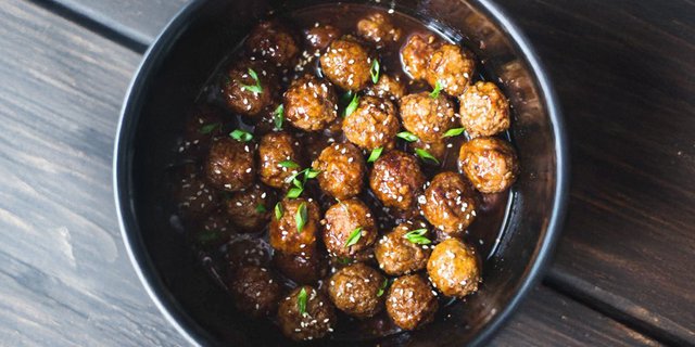 Hoisin Beef Meatballs (Dairy-Free)
