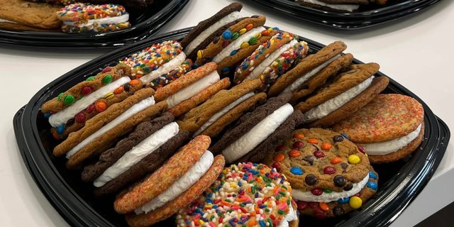 Double Doozie Party Tray