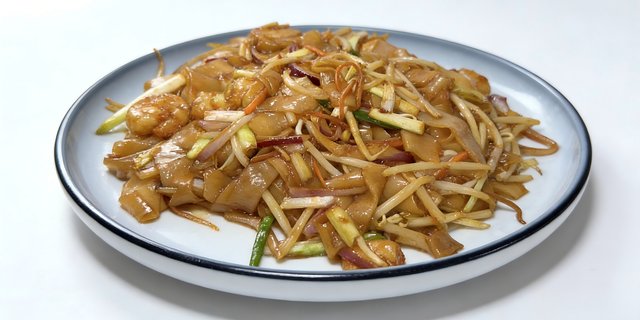 Assorted Stir-Fried Rice Noodles