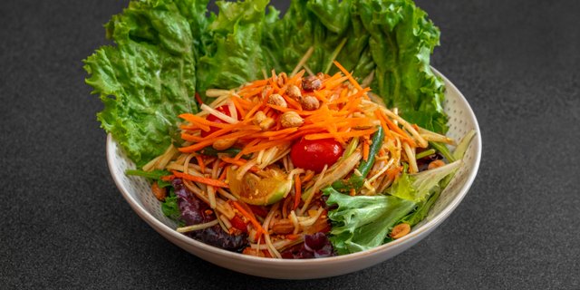 Thai-Style Papaya Salad